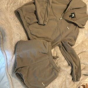 Roots matching set size small